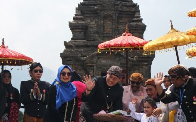 KETUA DPRD BANJARNEGARA HADIRI DIENG CULTURE FESTIVAL 2025, DORONG PELESTARIAN BUDAYA DAN PARIWISATA DAERAH